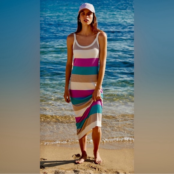 Z Supply Dresses & Skirts - Z Supply $88 stripe midi dress size medium resort wear coatsal beach
